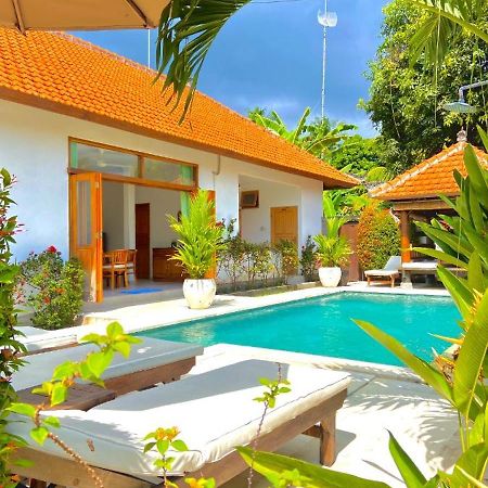 Villa Seruni Lovina Exterior foto