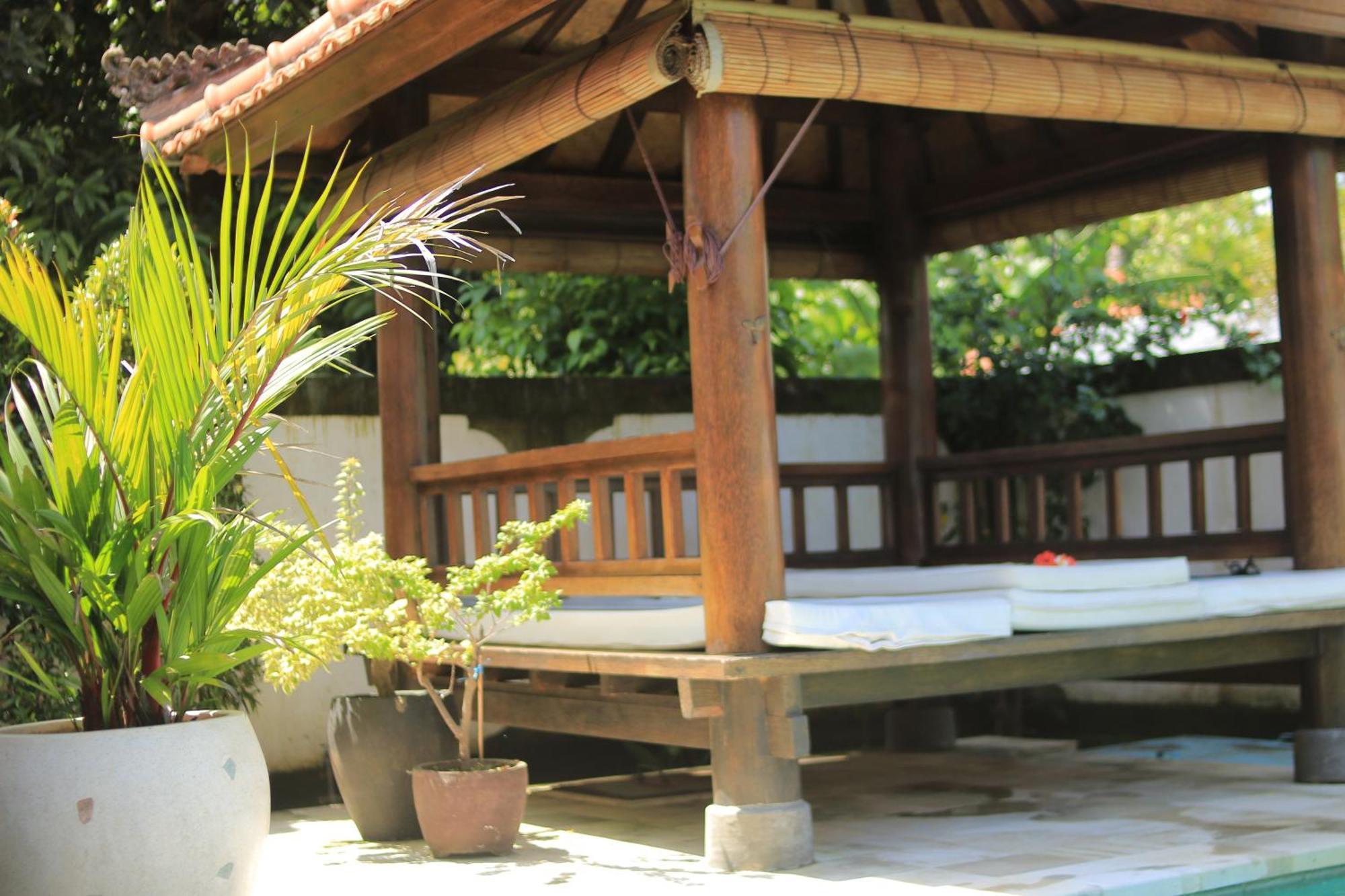 Villa Seruni Lovina Exterior foto